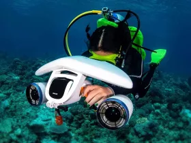 Unleash Your Inner Adventurer with the Worlds FIRST DUAL MOTOR Underwater Scooter 1