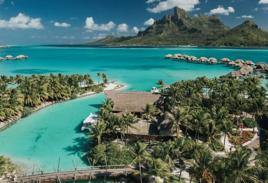 Four Seasons Bora Bora Your Polynesian Paradise 10
