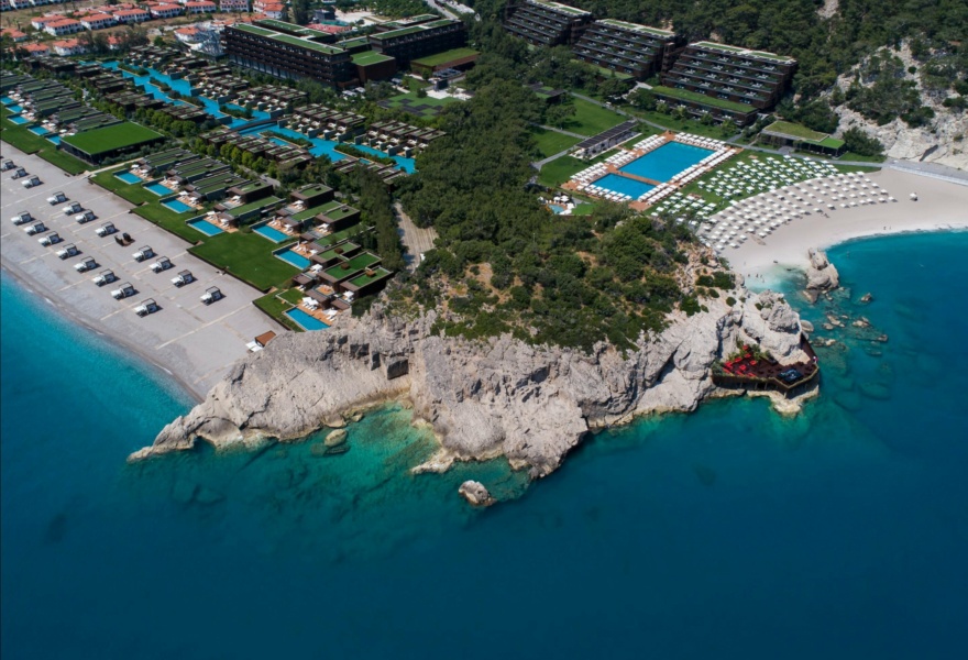 The Maxx Royal Kemer Resort Should Be Your Next Vacation Spot 8